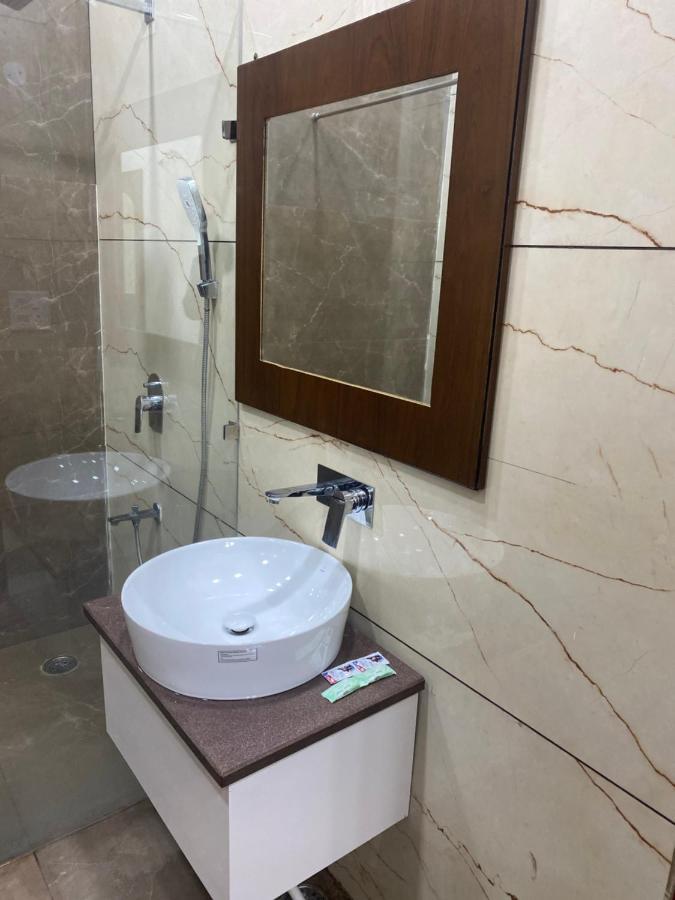 Hotel Temple View Inn Anandpur Sāhib المظهر الخارجي الصورة