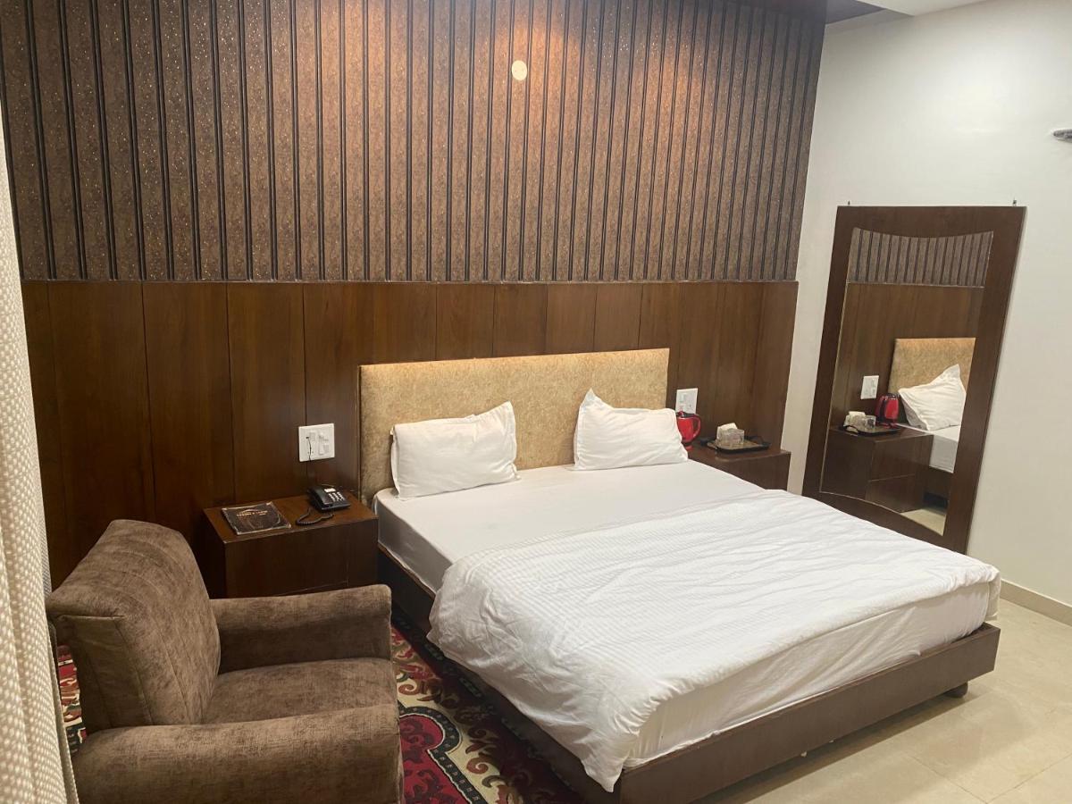 Hotel Temple View Inn Anandpur Sāhib المظهر الخارجي الصورة