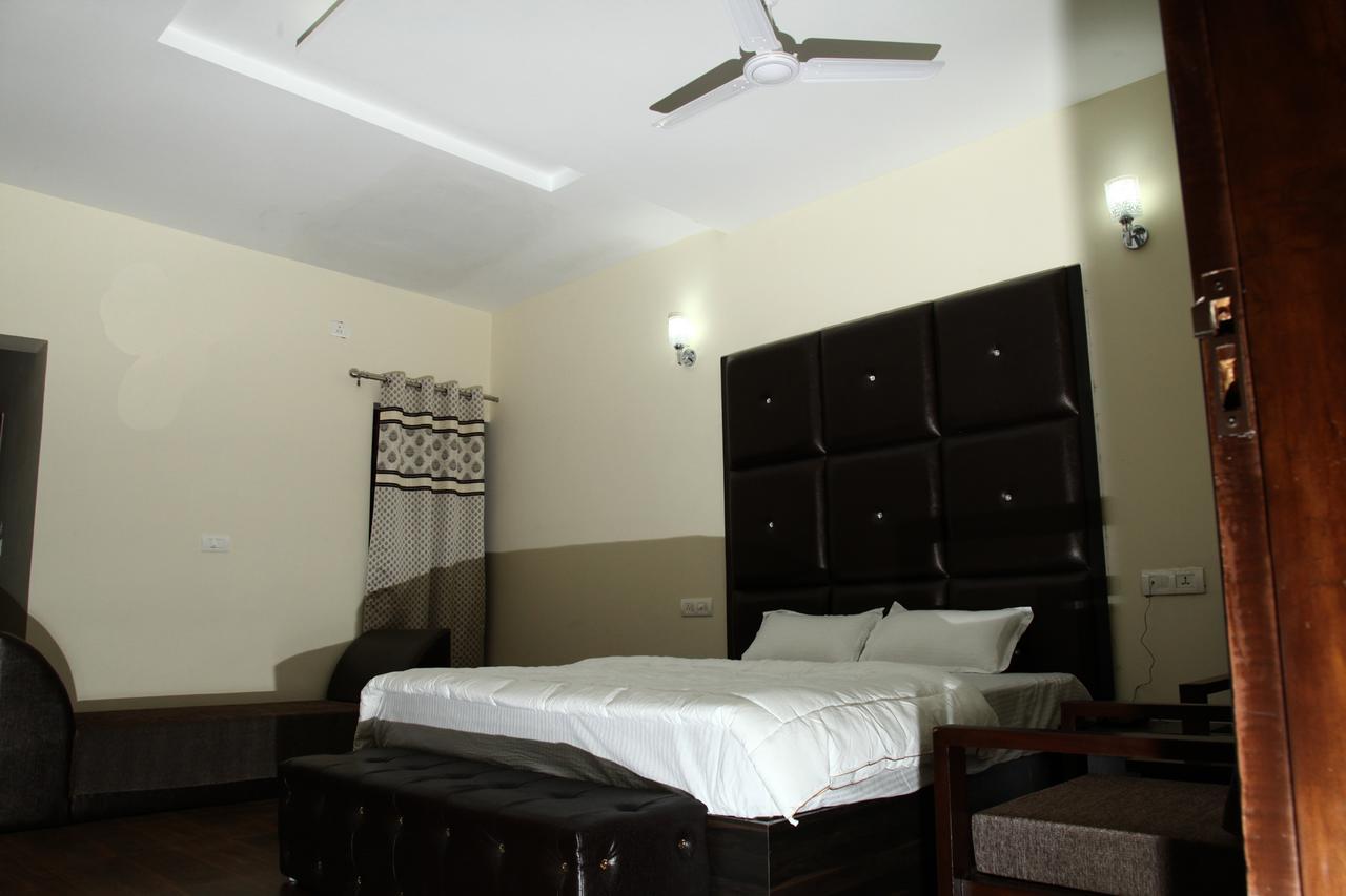 Hotel Temple View Inn Anandpur Sāhib المظهر الخارجي الصورة