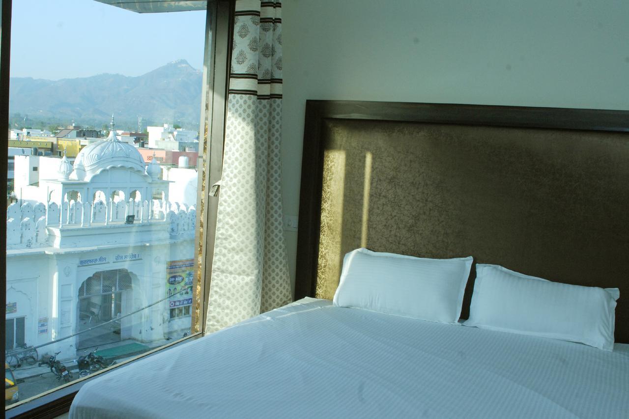 Hotel Temple View Inn Anandpur Sāhib المظهر الخارجي الصورة