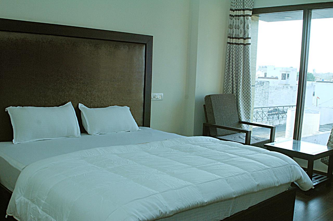 Hotel Temple View Inn Anandpur Sāhib المظهر الخارجي الصورة